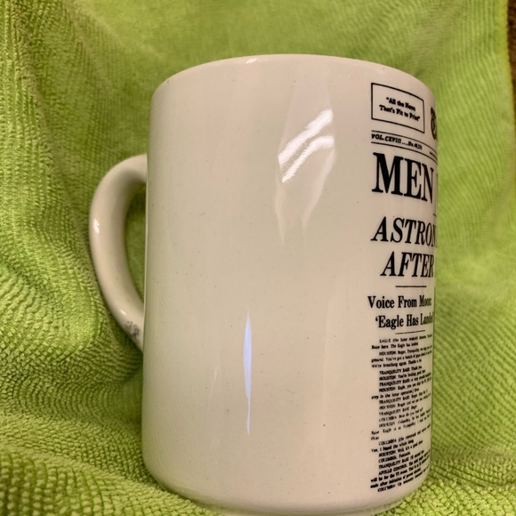 A Coffee Cup featuring Moon Landing - Picture 4 of 4